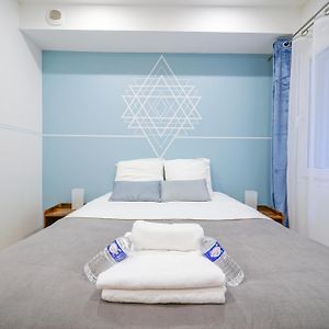 Deluxe Studio